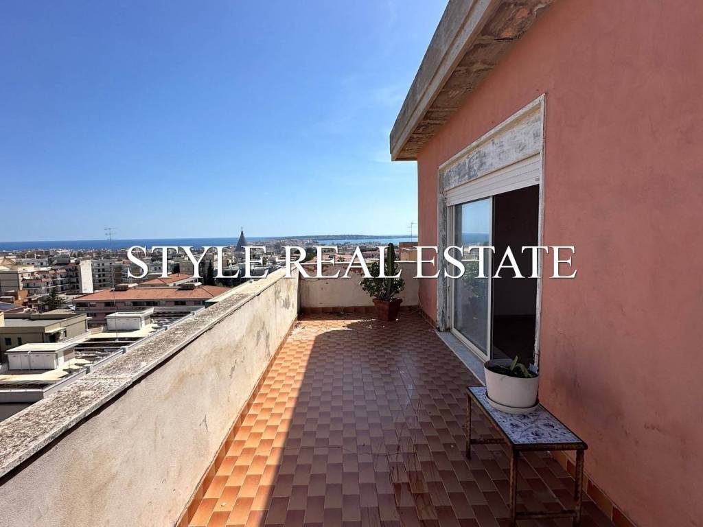appartamento in vendita a Siracusa in zona Centro Città