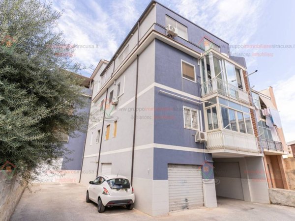 appartamento in vendita a Siracusa in zona Scala Greca