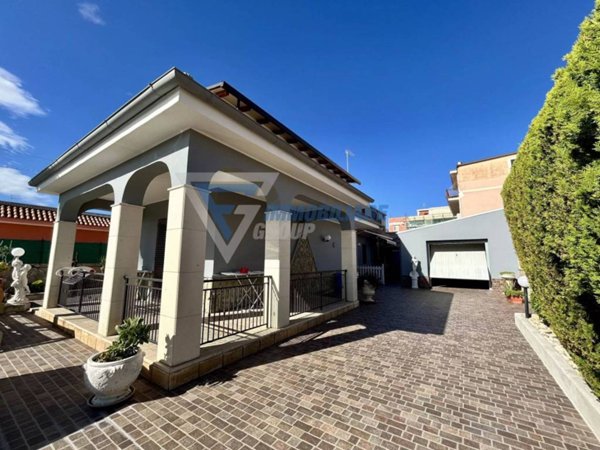 appartamento in vendita a Siracusa in zona Epipoli