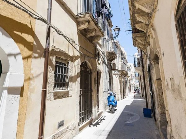 appartamento in vendita a Siracusa in zona Isola Ortigia