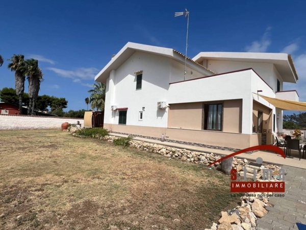 casa indipendente in vendita a Siracusa in zona Isola / Plemmirio