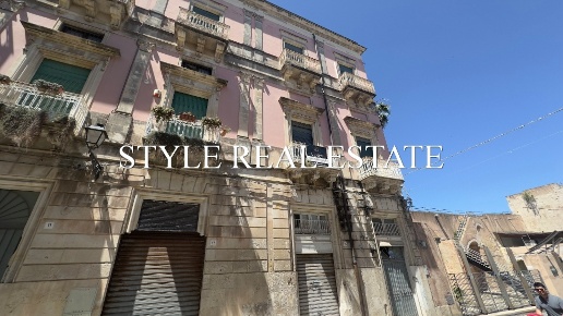 appartamento in vendita a Siracusa in zona Isola Ortigia