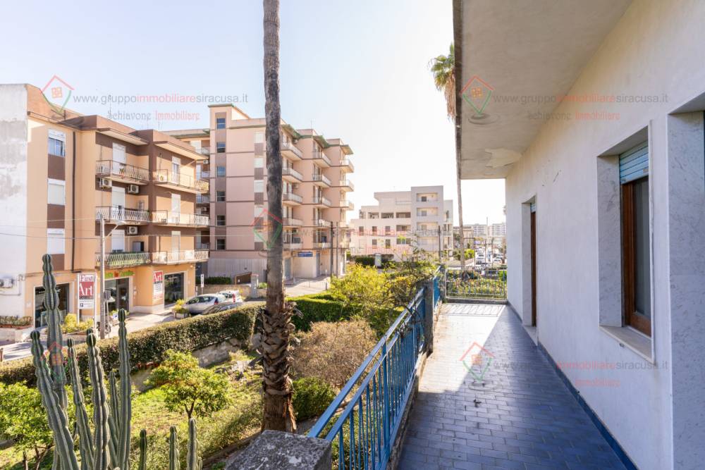 appartamento in vendita a Siracusa in zona Scala Greca