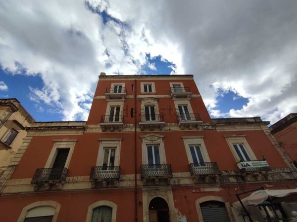 appartamento in vendita a Siracusa in zona Isola Ortigia