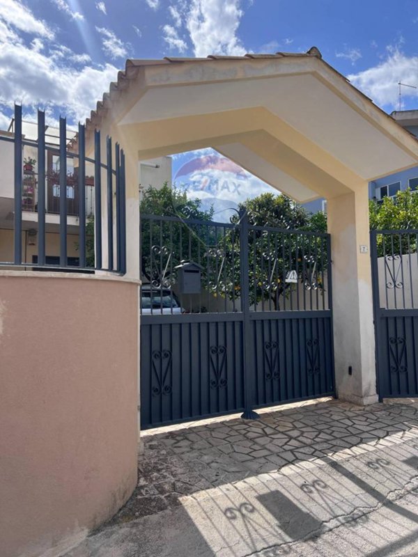 casa indipendente in vendita a Siracusa in zona Scala Greca