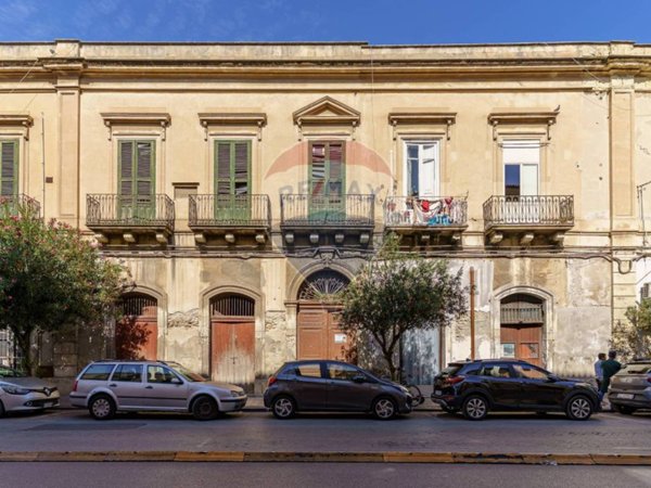 appartamento in vendita a Siracusa in zona Centro Città