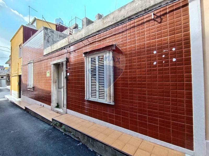 casa indipendente in vendita a Siracusa in zona Borgata