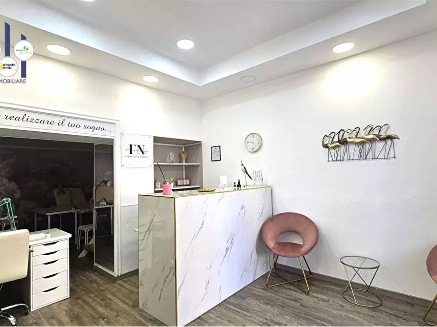 negozio in vendita a Siracusa in zona Borgata