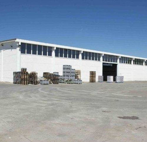 locale commerciale in vendita a Siracusa in zona Centro Città