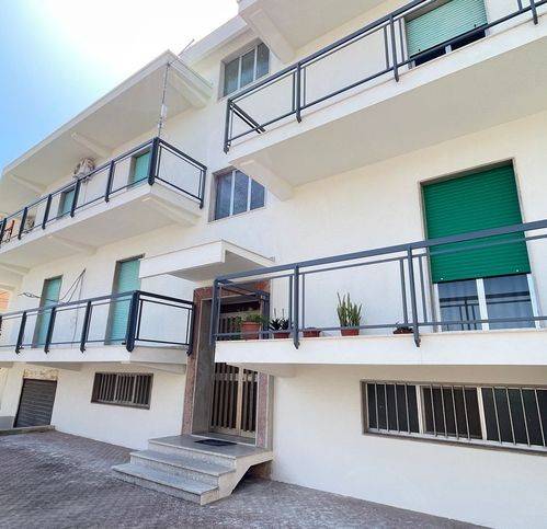 intera palazzina in vendita a Siracusa