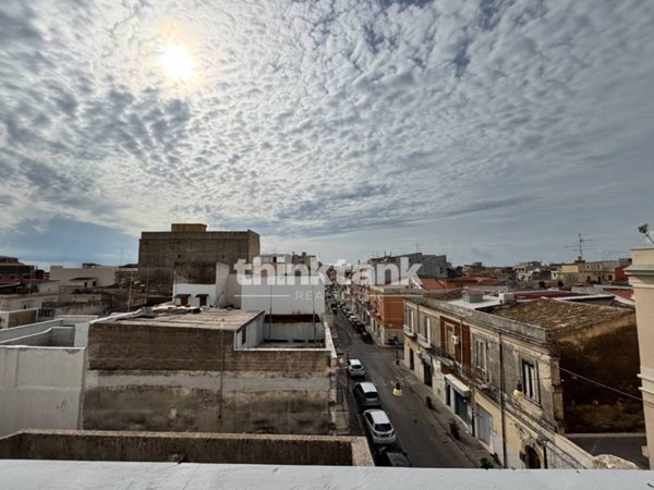 appartamento in vendita a Siracusa in zona Borgata