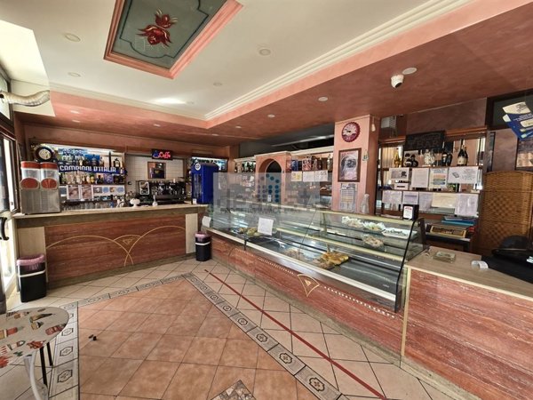 locale commerciale in vendita a Siracusa