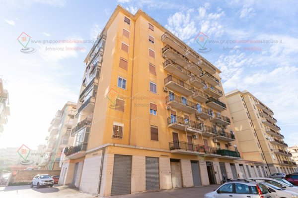 appartamento in vendita a Siracusa in zona Grottasanta