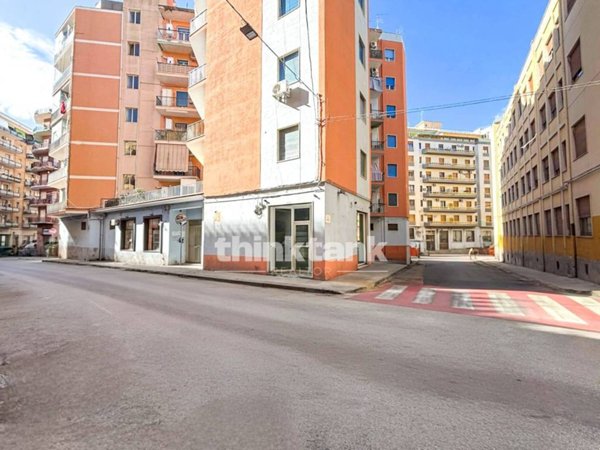 negozio in vendita a Siracusa in zona Centro Città