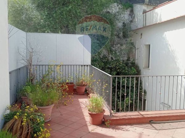 casa indipendente in vendita a Siracusa in zona Belvedere