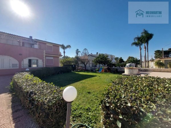 casa indipendente in vendita a Siracusa in zona Arenella