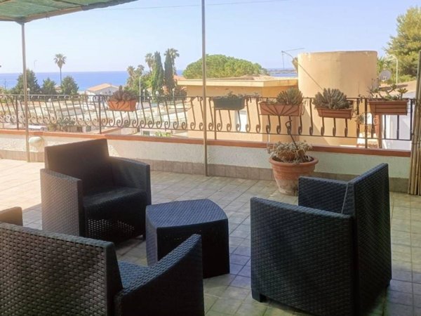 casa indipendente in vendita a Siracusa in zona Fontane Bianche