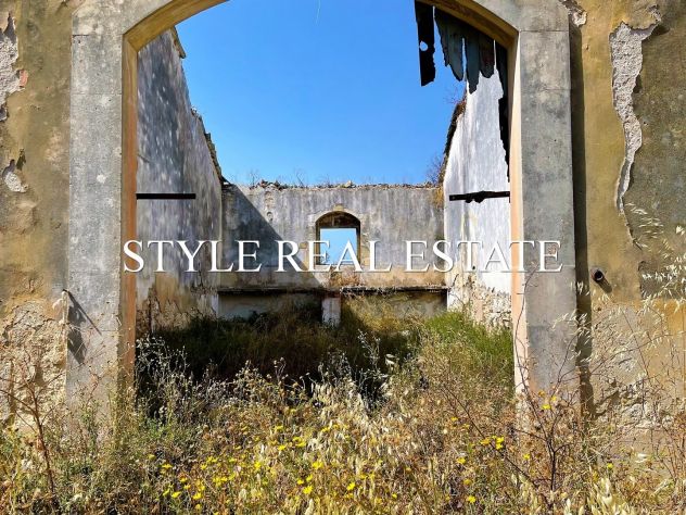 casa indipendente in vendita a Siracusa in zona Isola Ortigia