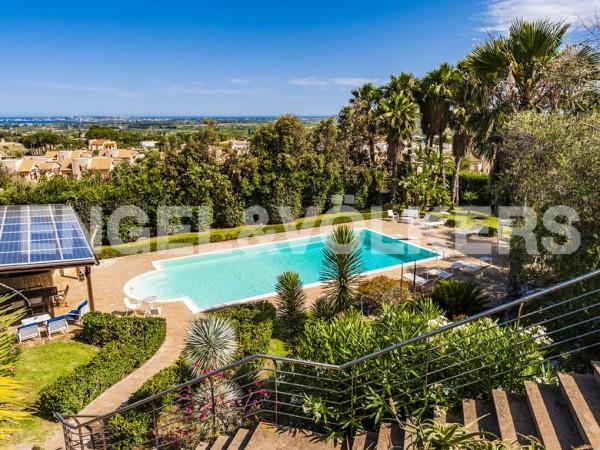 casa indipendente in vendita a Siracusa in zona Targia