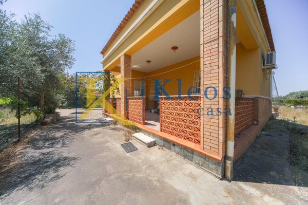casa indipendente in vendita a Siracusa in zona Arenella