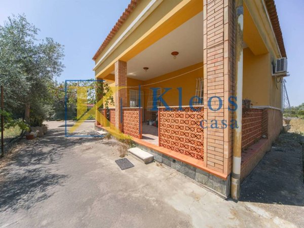 casa indipendente in vendita a Siracusa in zona Fontane Bianche