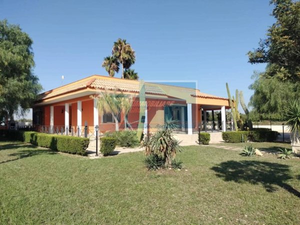 casa indipendente in vendita a Siracusa in zona Borgata