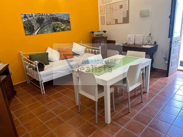 appartamento in vendita a Siracusa in zona Borgata