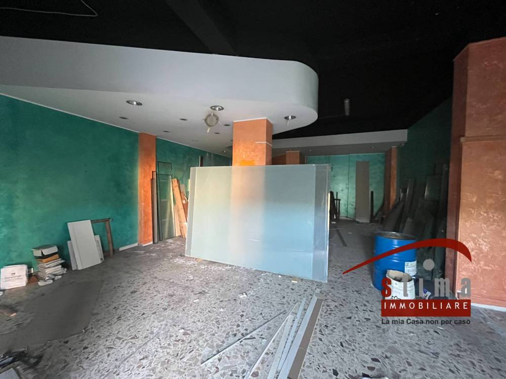 locale commerciale in vendita a Siracusa