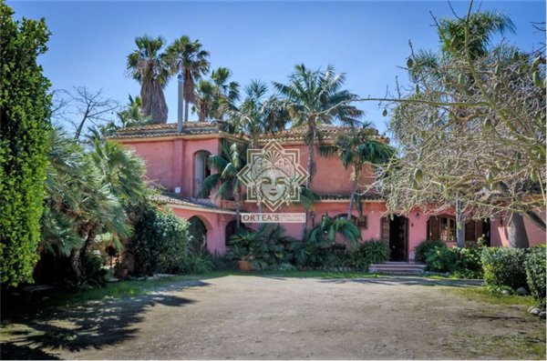 casa indipendente in vendita a Siracusa in zona Isola / Plemmirio