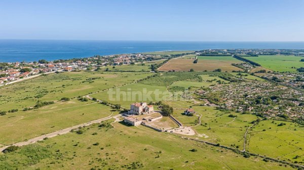 casa indipendente in vendita a Siracusa in zona Isola / Plemmirio