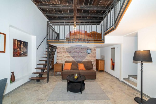 casa indipendente in vendita a Siracusa in zona Isola Ortigia