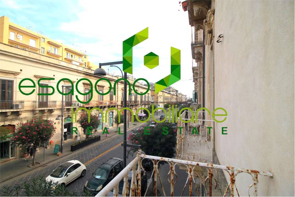 appartamento in vendita a Siracusa in zona Centro Città