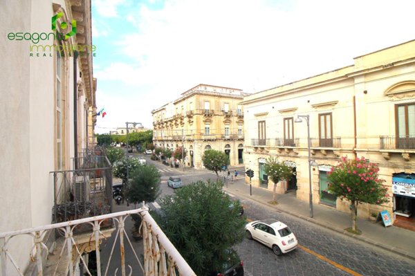 appartamento in vendita a Siracusa in zona Centro Città