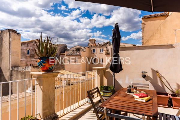 casa indipendente in vendita a Siracusa in zona Isola Ortigia