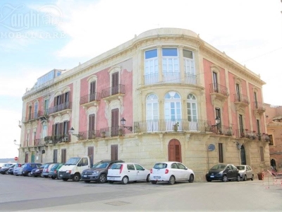appartamento in vendita a Siracusa in zona Isola Ortigia