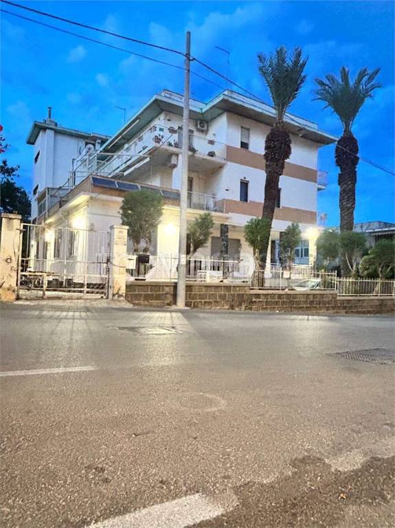 appartamento in vendita a Siracusa in zona Grottasanta