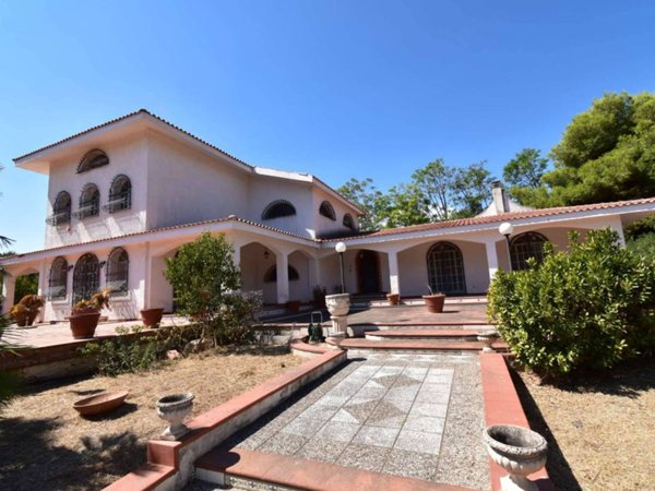 casa indipendente in vendita a Siracusa in zona Cassibile