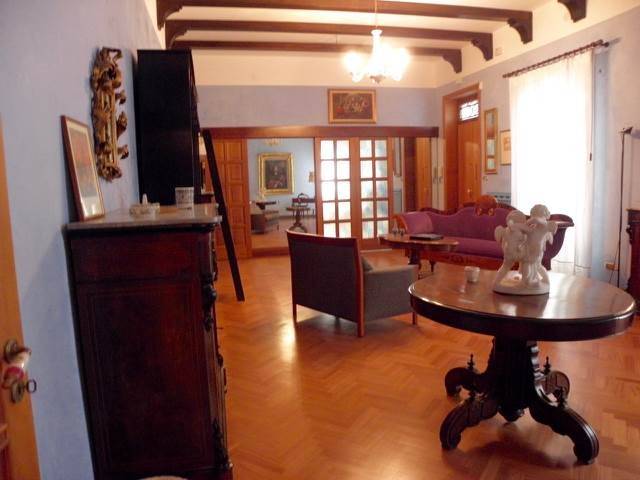 appartamento in vendita a Siracusa in zona Isola Ortigia