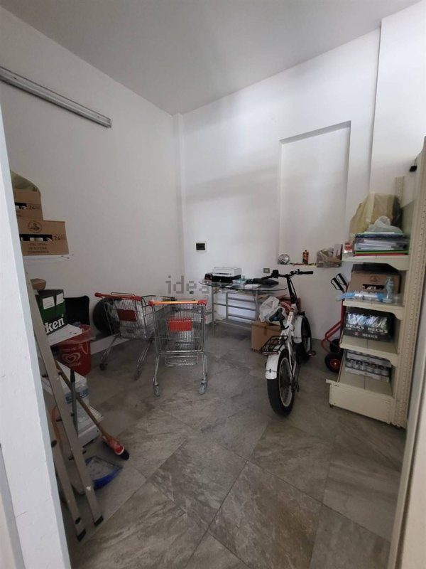 locale commerciale in vendita a Siracusa