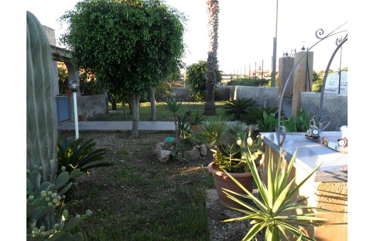 casa indipendente in vendita a Siracusa in zona Isola / Plemmirio