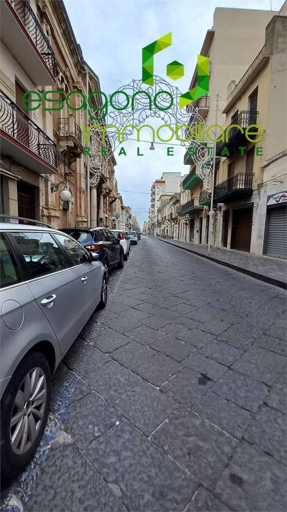 negozio in vendita a Siracusa