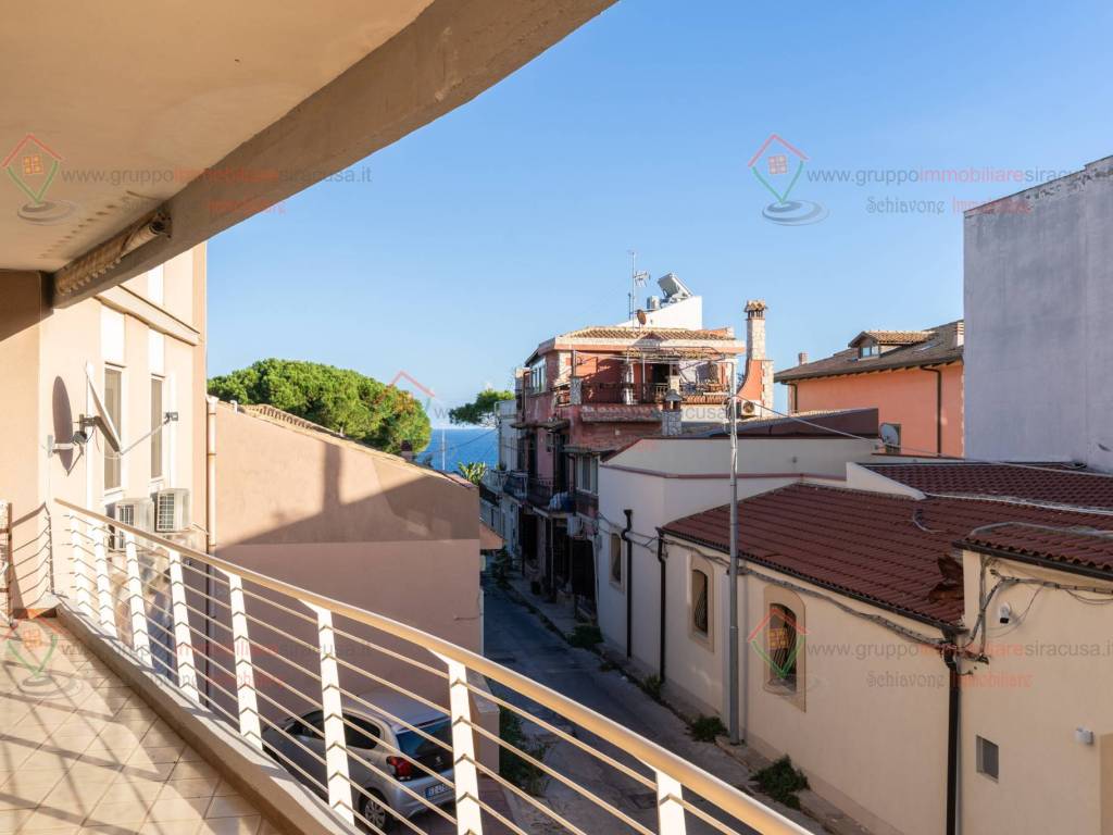 appartamento in vendita a Siracusa in zona Grottasanta