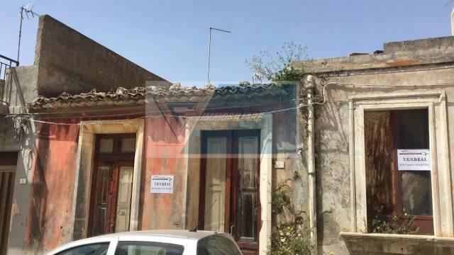 casa indipendente in vendita a Siracusa in zona Borgata