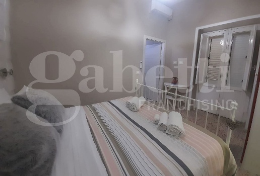 casa indipendente in vendita a Siracusa in zona Isola Ortigia