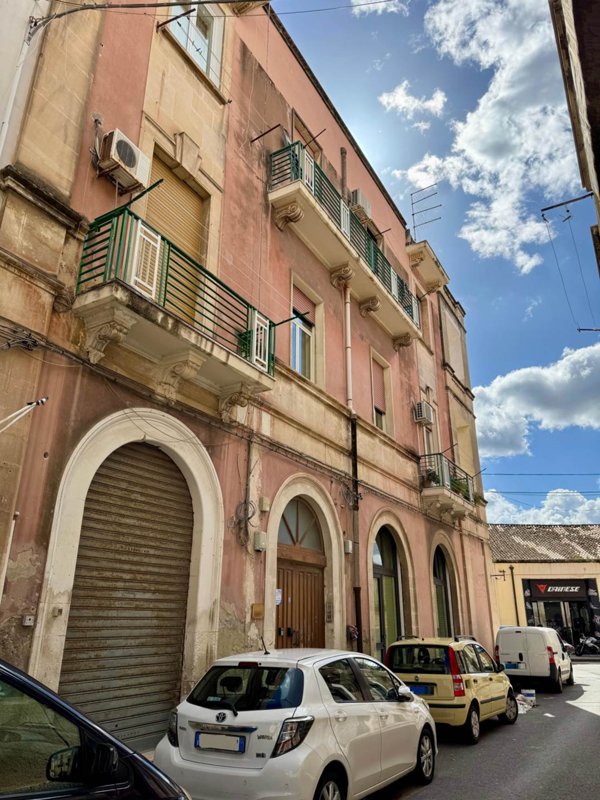 appartamento in vendita a Siracusa in zona Isola Ortigia