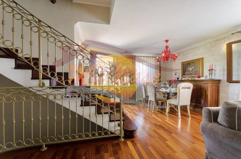 casa indipendente in vendita a Siracusa in zona Belvedere