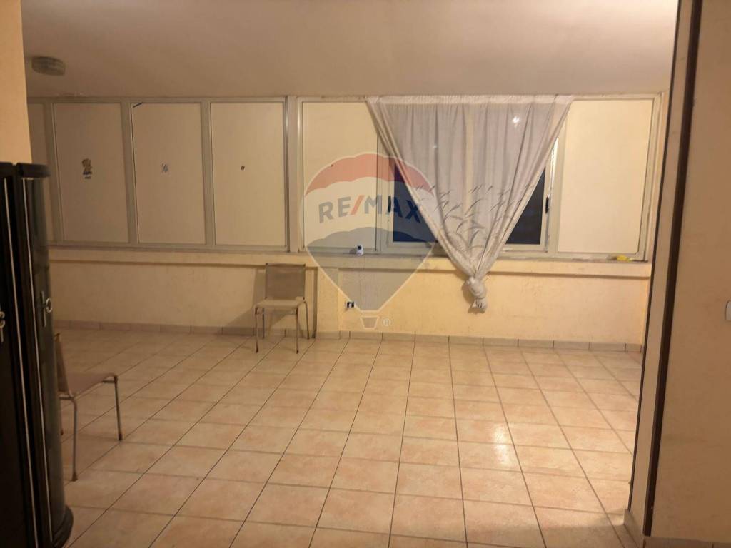 negozio in vendita a Siracusa in zona Grottasanta