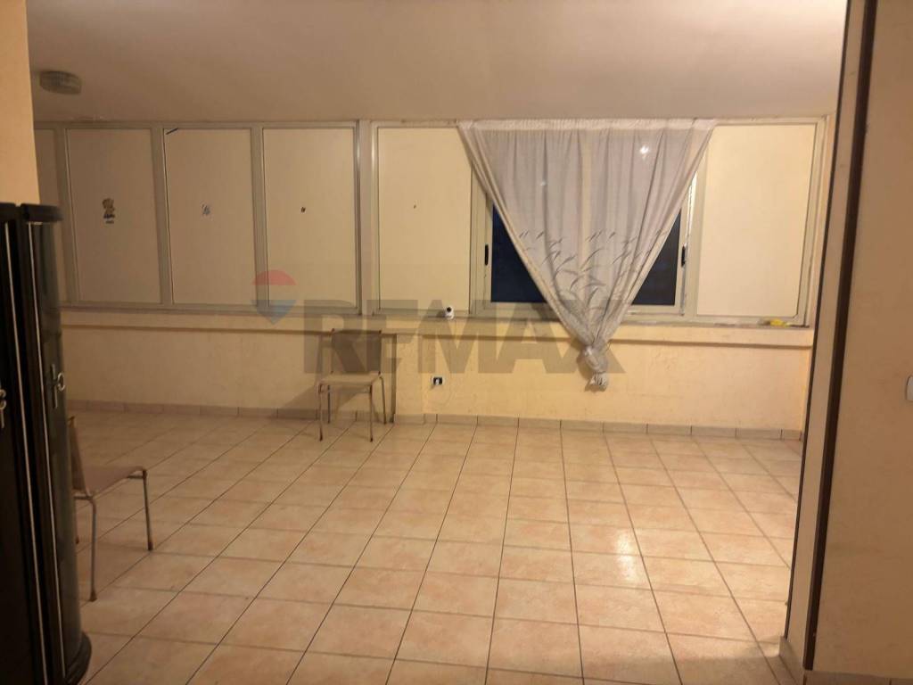 negozio in vendita a Siracusa in zona Grottasanta