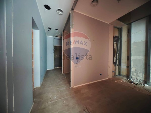 locale commerciale in vendita a Siracusa in zona Centro Città