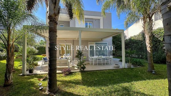 casa indipendente in vendita a Siracusa in zona Scala Greca